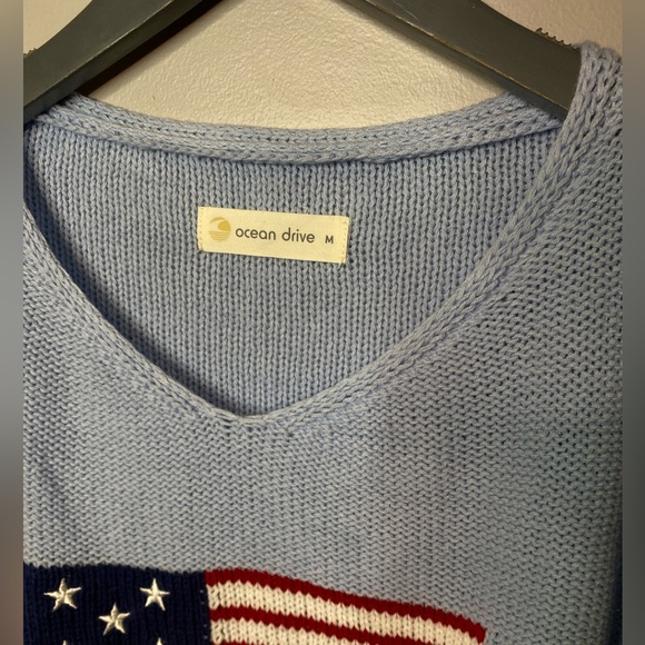 NWT Ocean Drive American Flag Sweater. - Picture 5 of 5